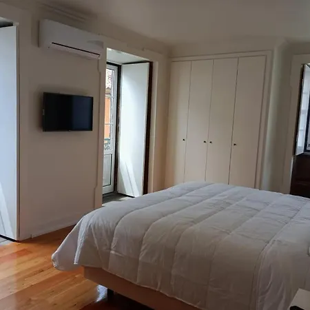 Azera - Isolino Azera Прайя-да-Витория